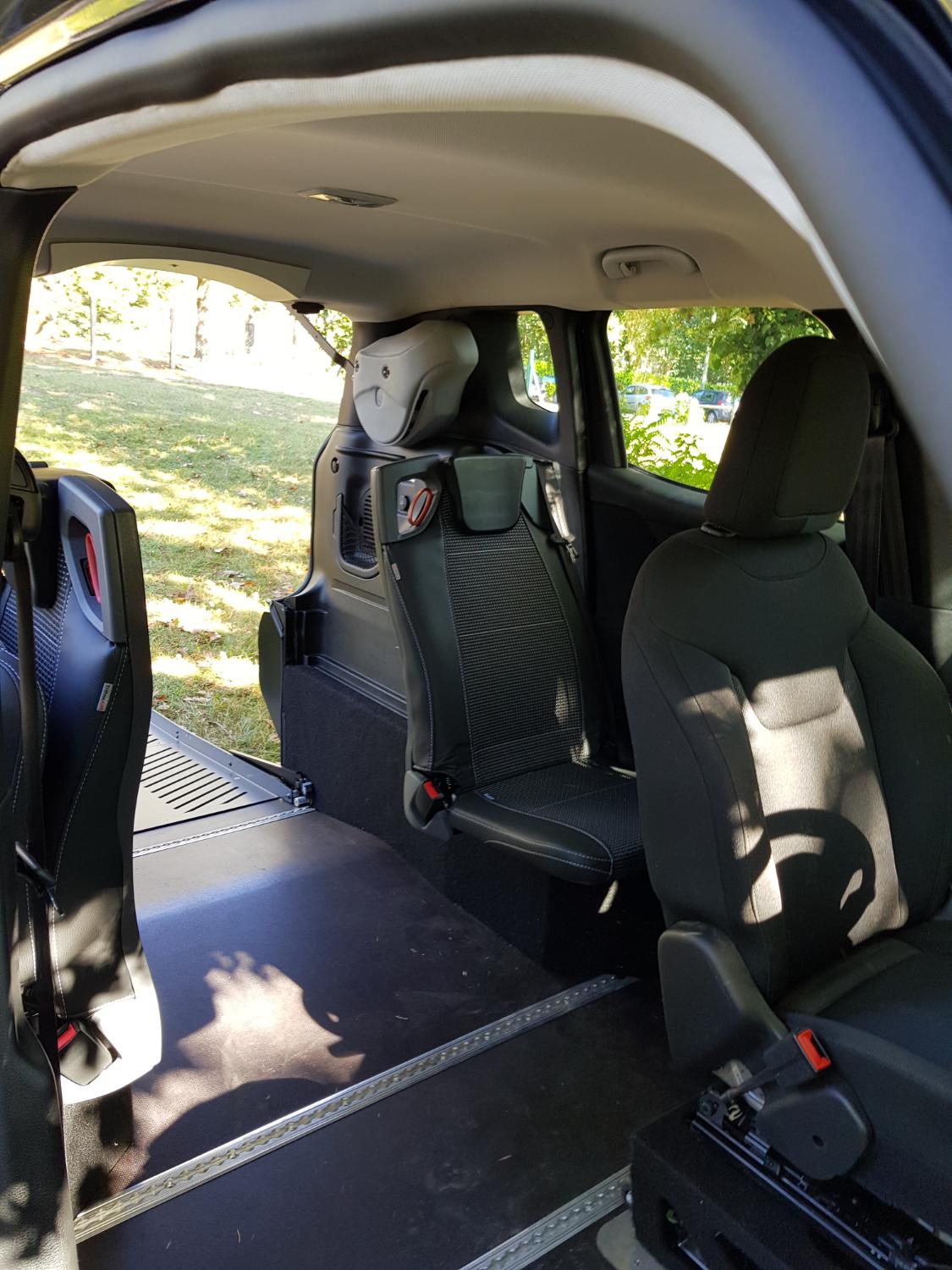 Jeep Renegade Mobility e-Hybrid