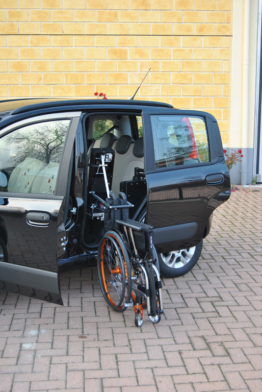 Robot carica carrozzina