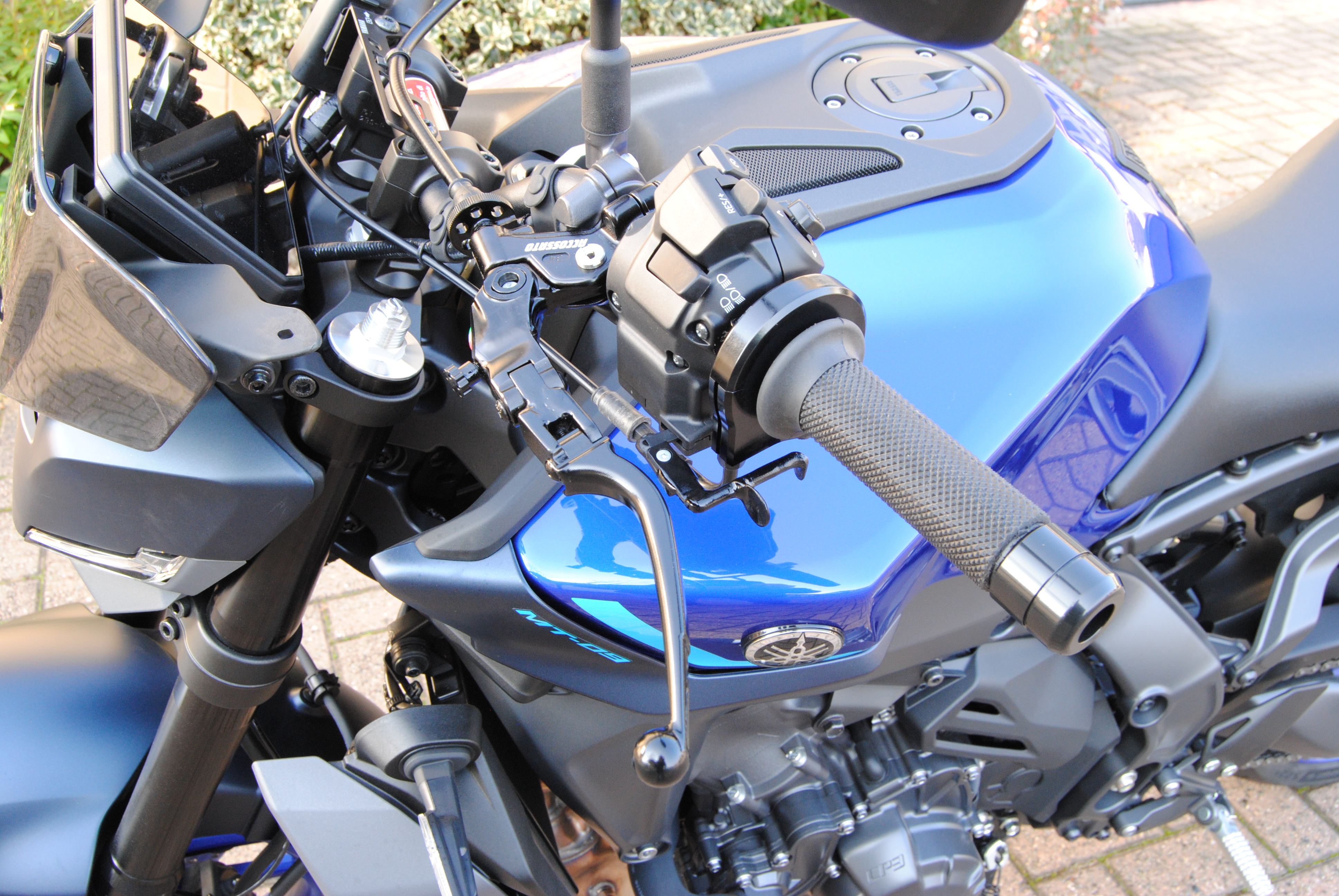 Spostamento freno anteriore a sinistra