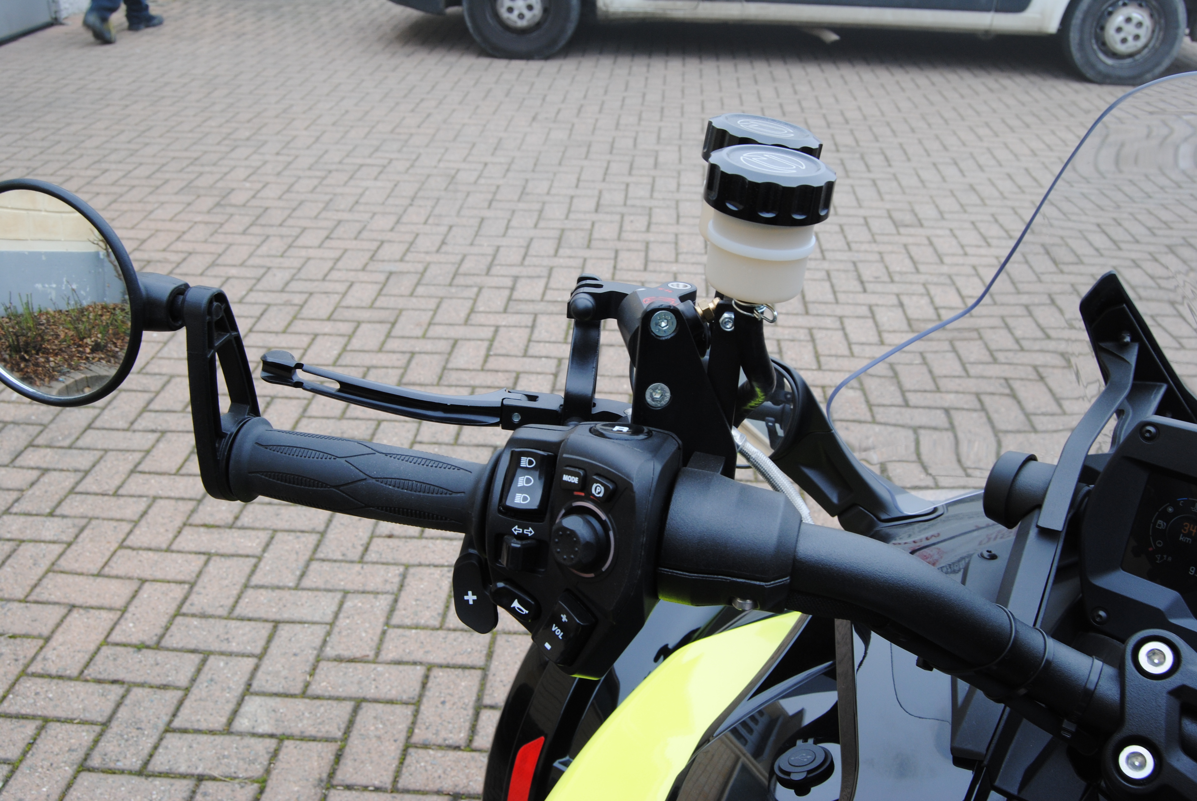 Frenata integrale a manubrio