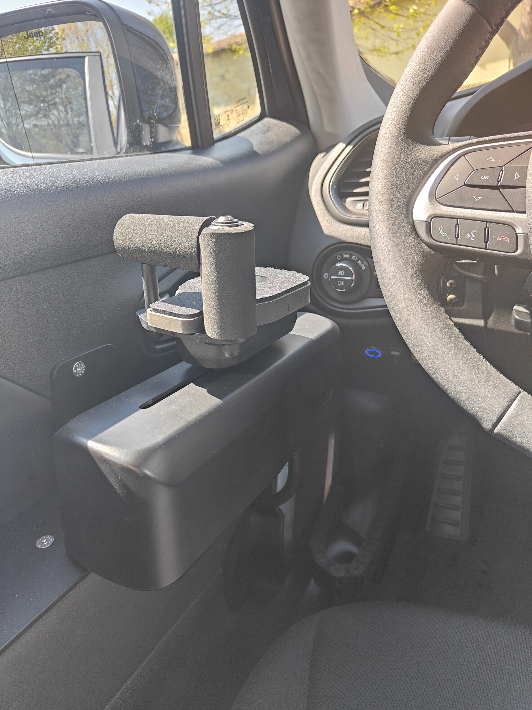 Jeep Renegade Mobility e-Hybrid