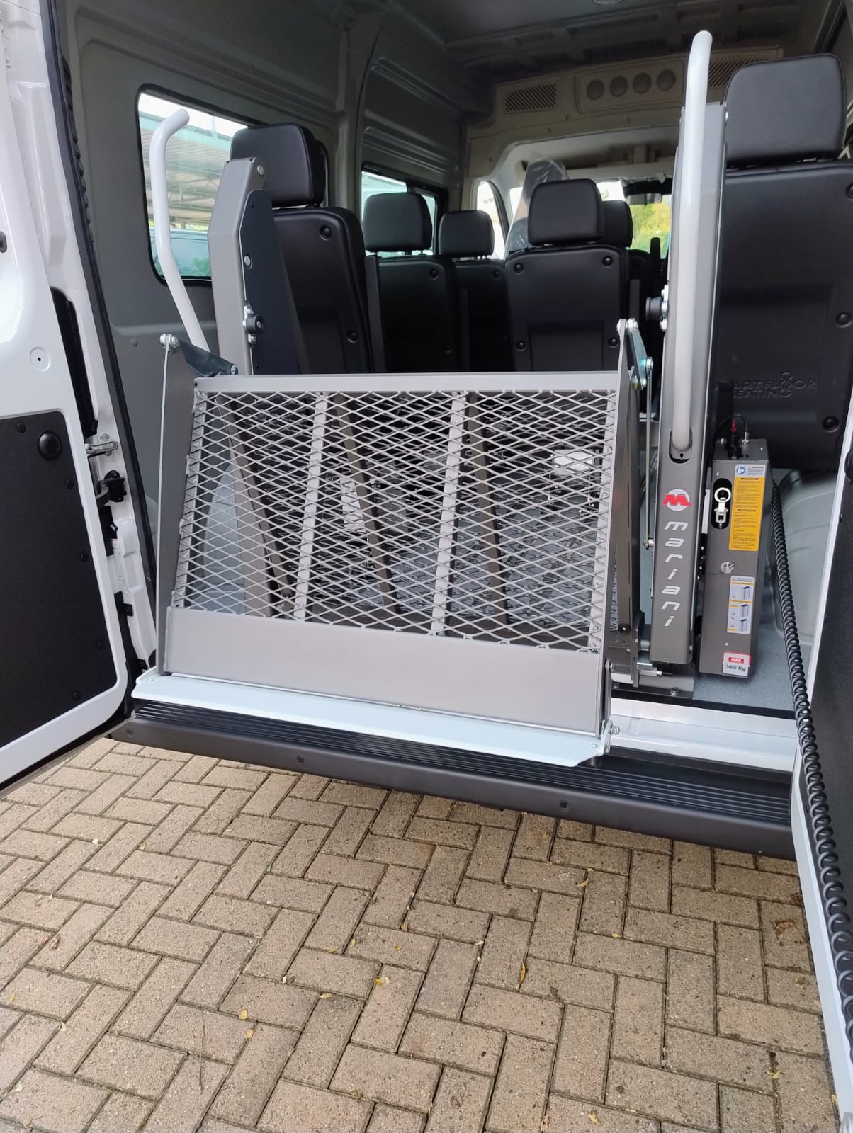 Sollevatori bi-braccio