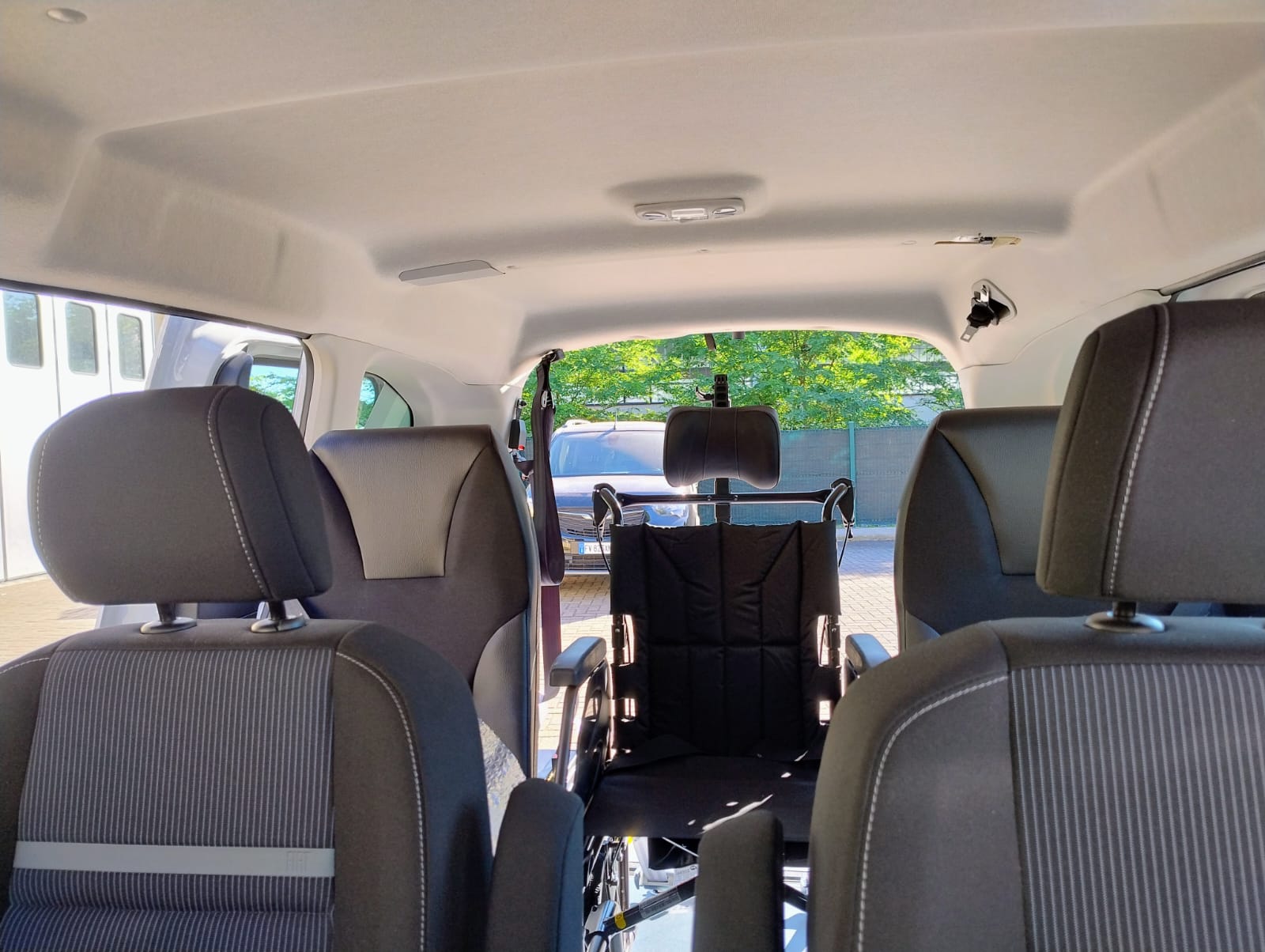 Fiat Dobl&#242; Combi &quot;HANDY API&quot;