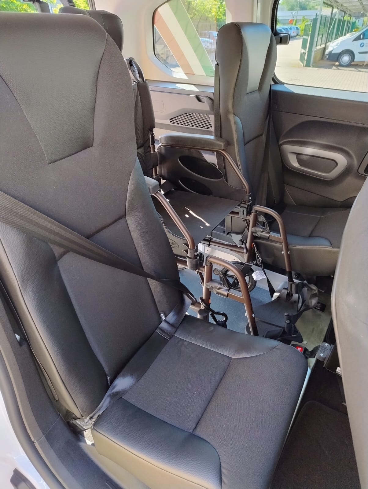 Fiat Dobl&#242; Combi &quot;HANDY API&quot;