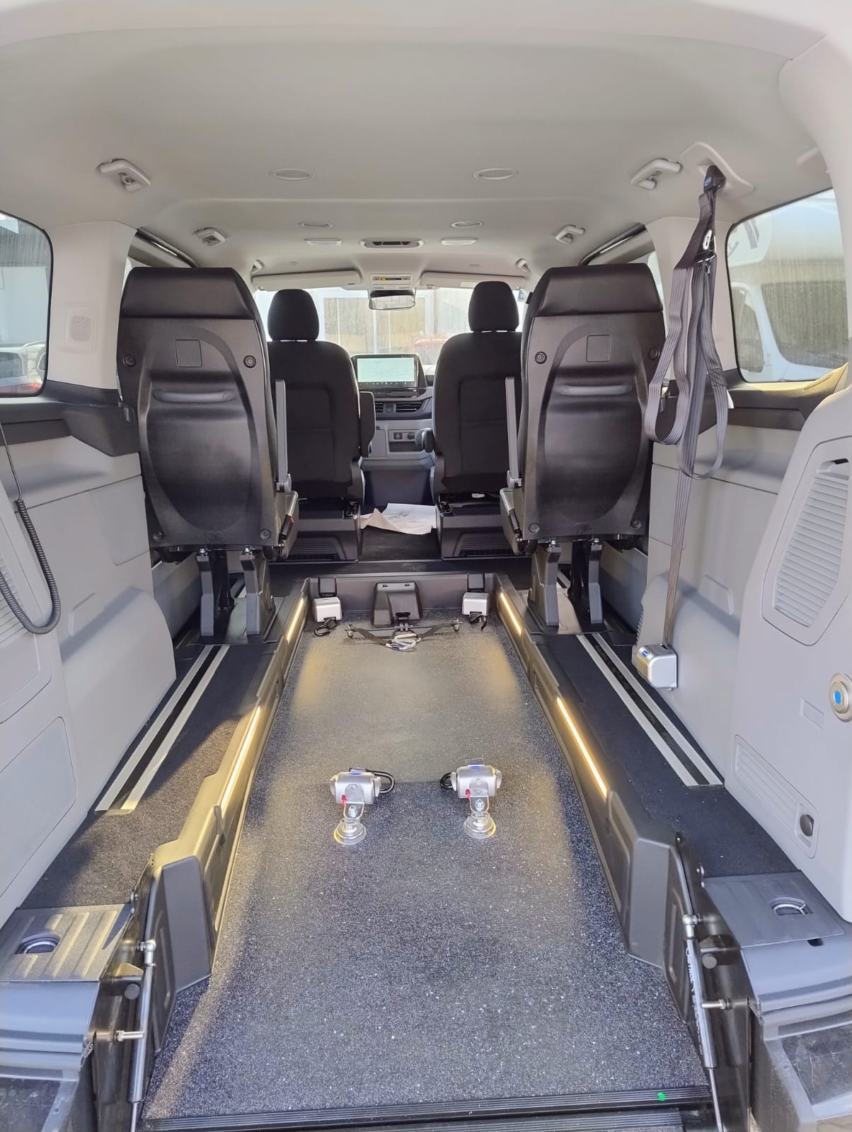 Ford Tourneo Custom &quot;INDEPENDENCE&quot;