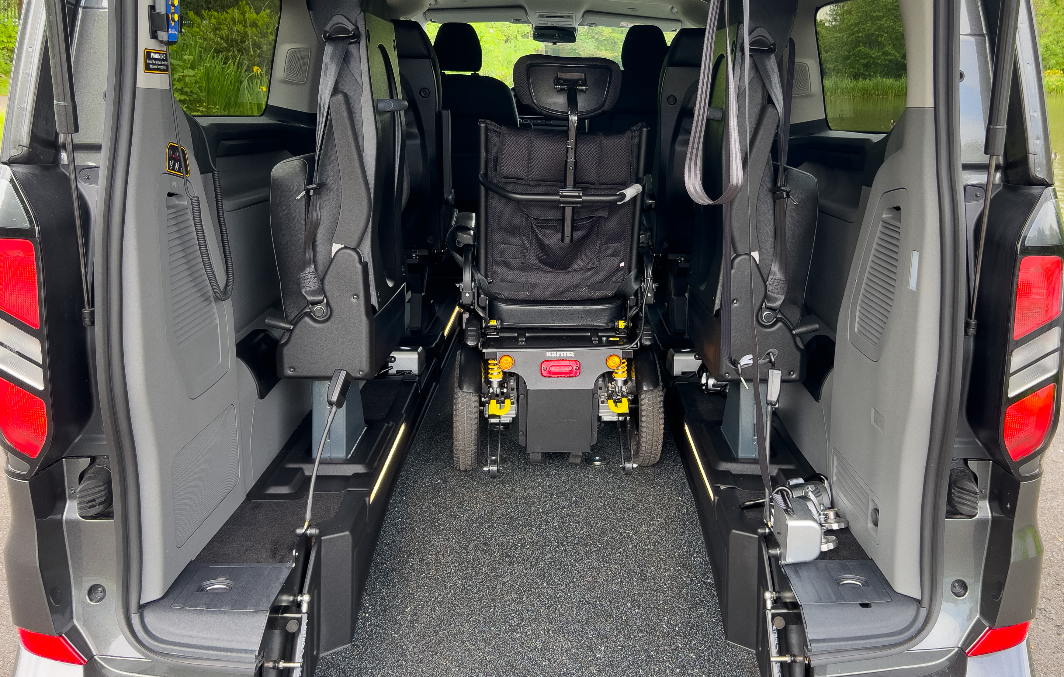 Ford Tourneo Custom &quot;INDEPENDENCE TWIN&quot;