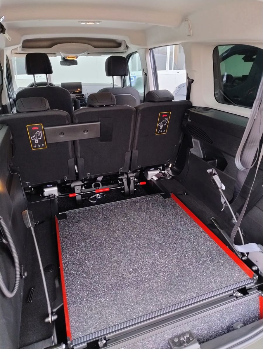 NUOVO PEUGEOT RIFTER PASSO LUNGO 5 PIU 1