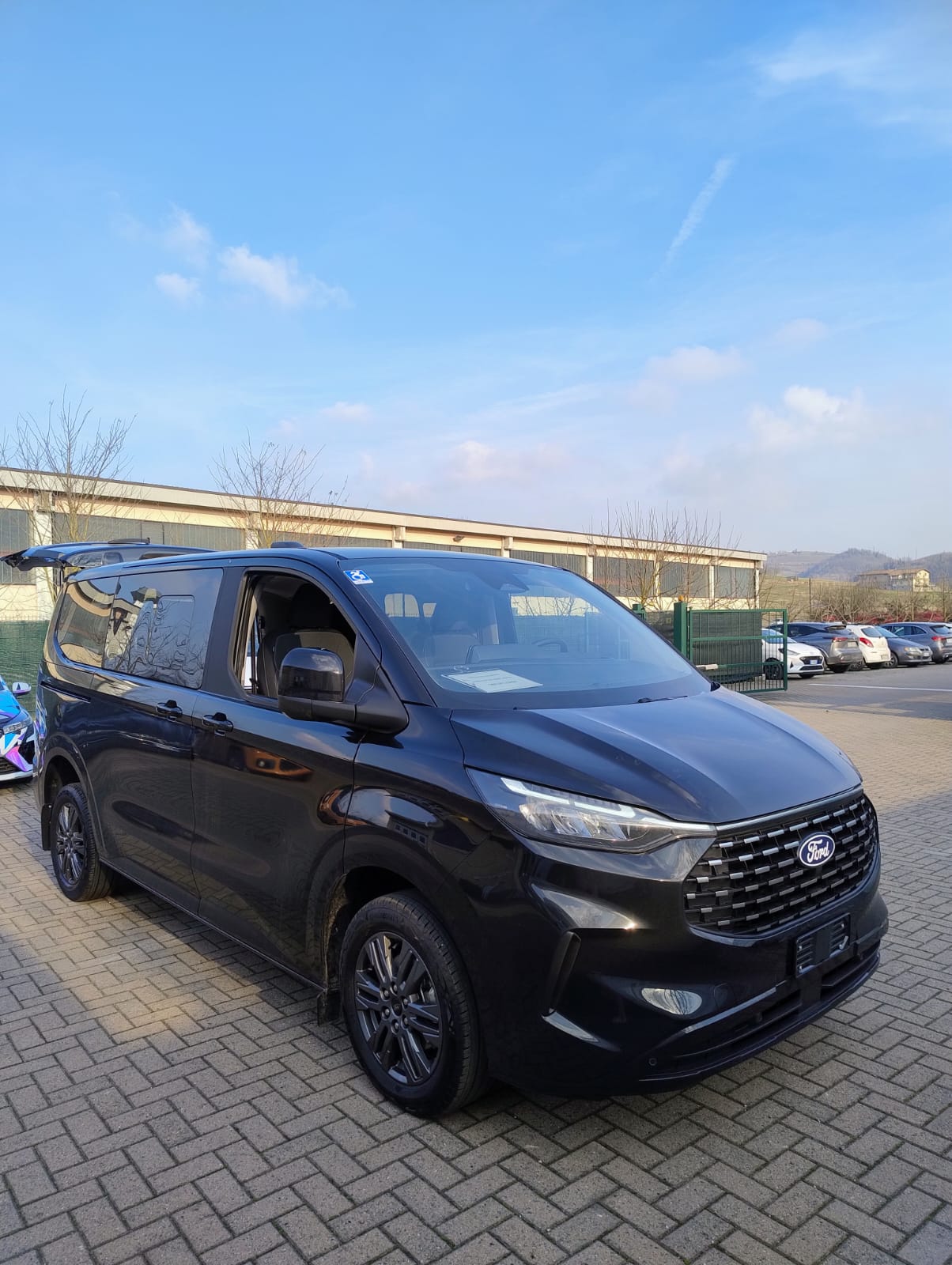 FORD CUSTOM INDEPENDENCE RE CAMBIO MANUALE