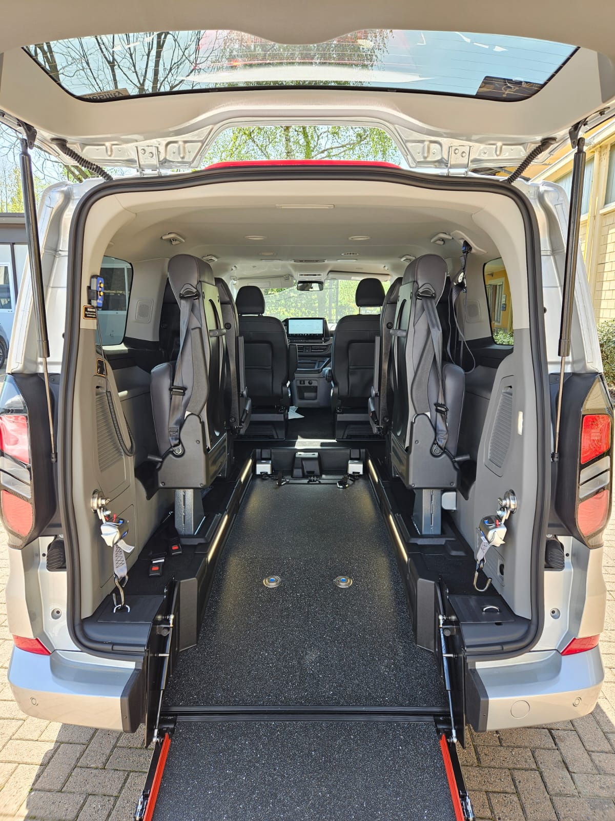 NUOVO FORD TOURNEO CUSTOM RIBASSAMENTO DEL PIANALE